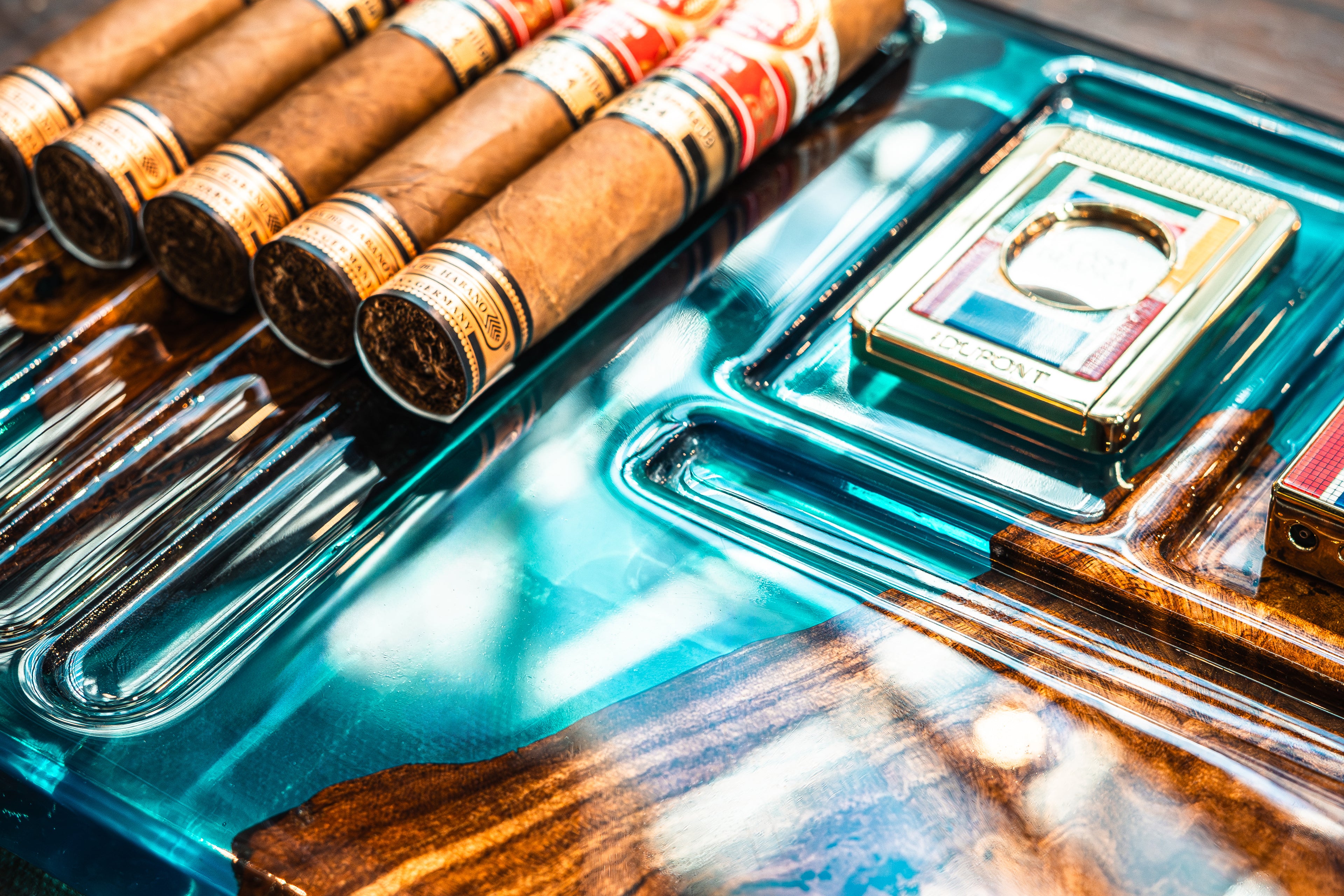 Cigar Tray in tükis aus Epoxidharz